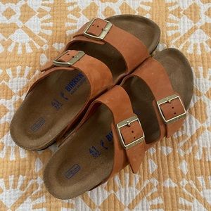 BIRKENSTOCK Arizona Size 41 (10-10.5) Orange/Rust